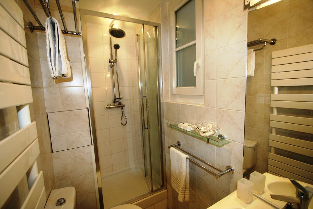 Parisinteriorsrentals - Beautiful Le Marais Notre Dame Appartement Exterior foto